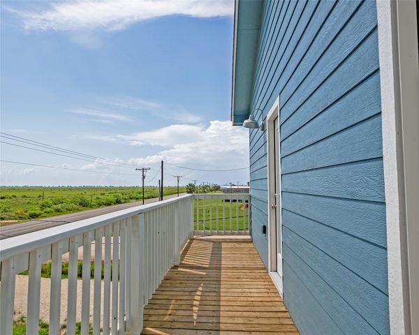 25696 Fm 457, Sargent, TX 77414