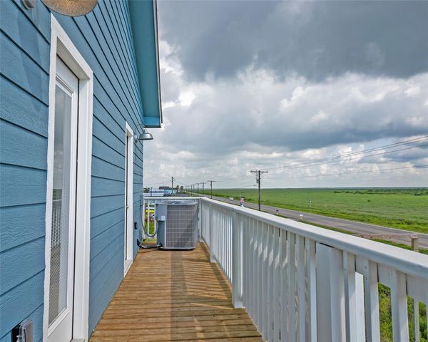 25696 Fm 457, Sargent, TX 77414