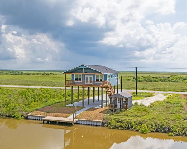 25696 Fm 457, Sargent, TX 77414