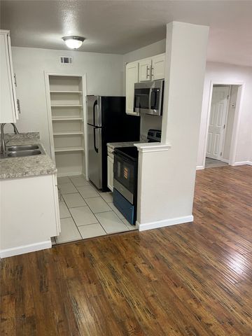 4950 Live Oak Street 105, Dallas, TX 75206