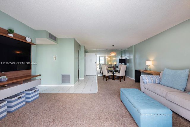 3161 S Ocean Dr 809, Hallandale Beach, FL 33009