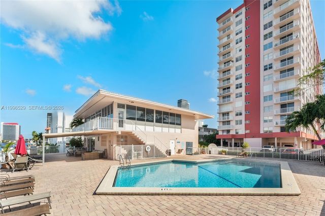 3161 S Ocean Dr 809, Hallandale Beach, FL 33009