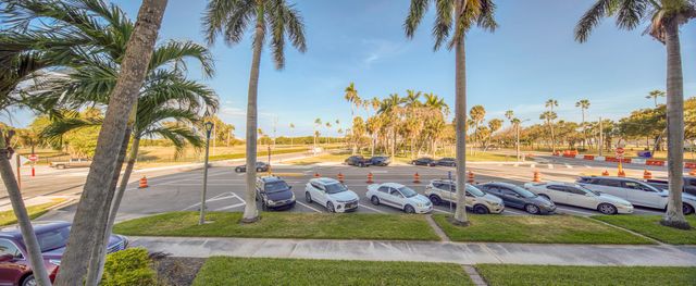 1 N Golfview Road 205, Lake Worth Beach, FL 33460