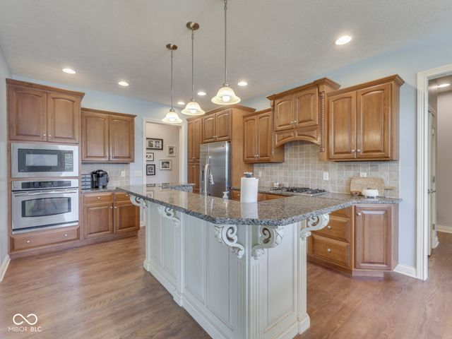 4971 Benthaven Court, Bargersville, IN 46106