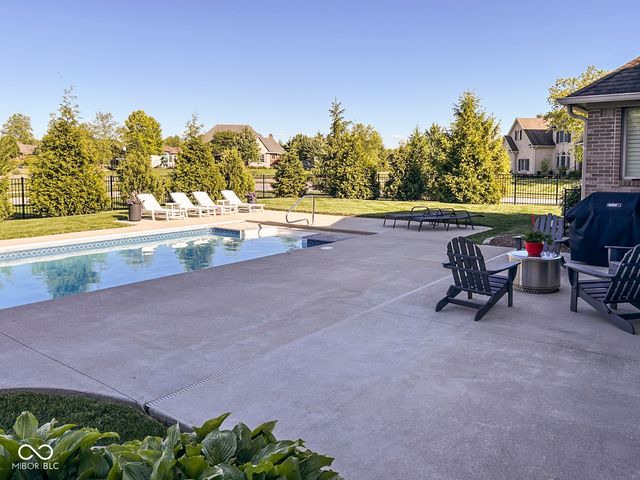 4971 Benthaven Court, Bargersville, IN 46106