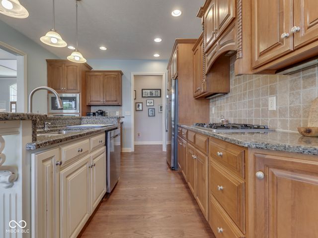 4971 Benthaven Court, Bargersville, IN 46106