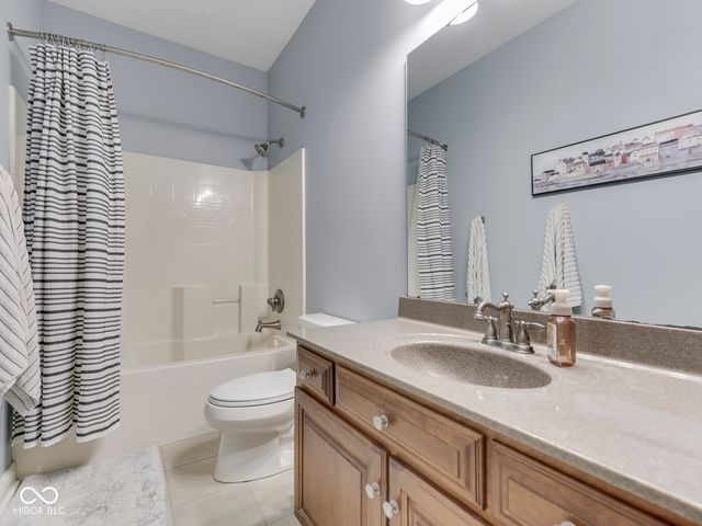 4971 Benthaven Court, Bargersville, IN 46106