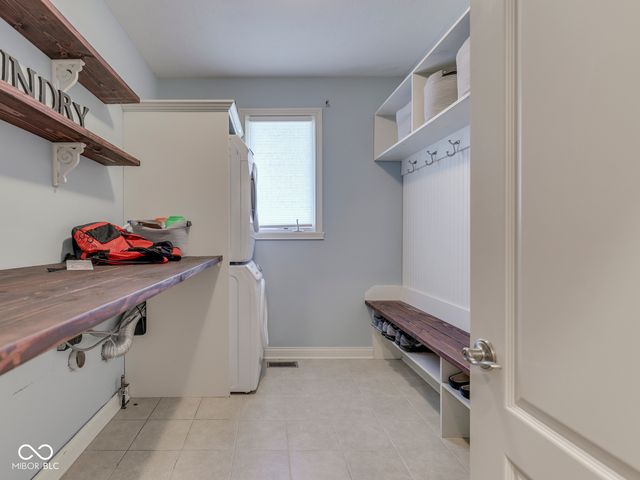 4971 Benthaven Court, Bargersville, IN 46106
