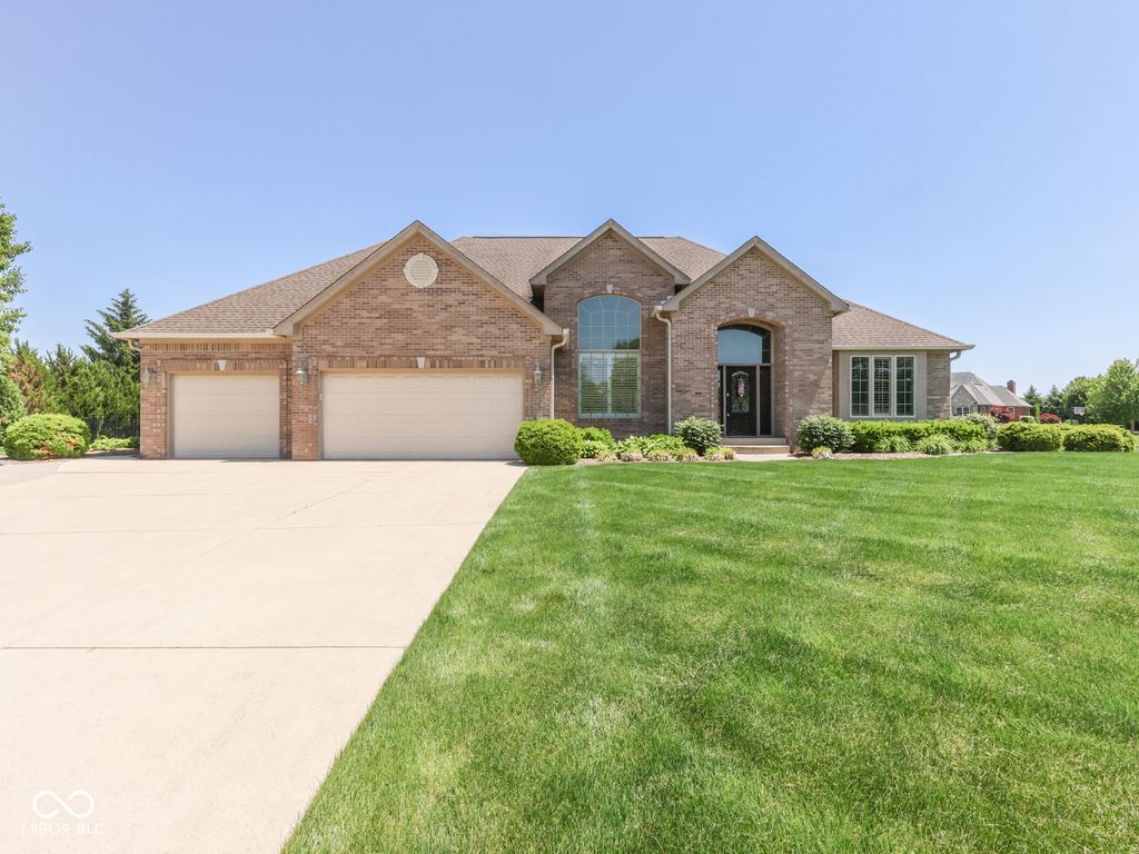 4971 Benthaven Court, Bargersville, IN 46106