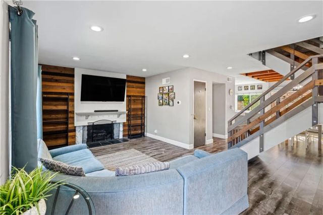 25252 Crocker, Lake Forest, CA 92630