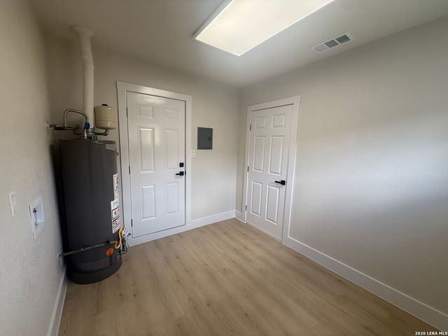 4635 AVENIDA PRIMA ST, San Antonio, TX 78233