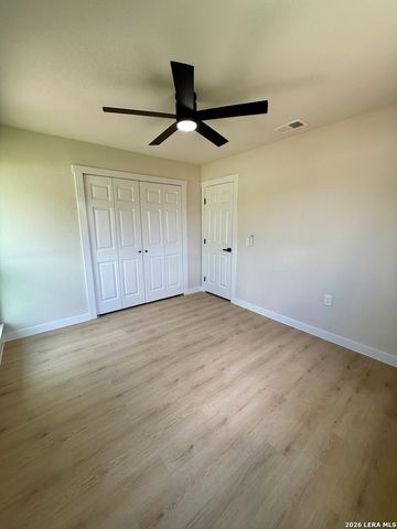 4635 AVENIDA PRIMA ST, San Antonio, TX 78233
