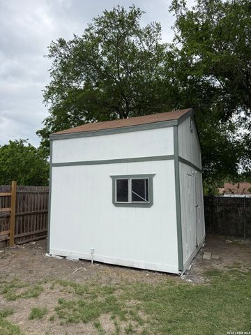 4635 AVENIDA PRIMA ST, San Antonio, TX 78233