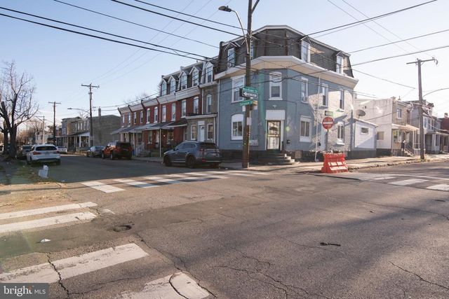 1000 E WOODLAWN ST, Philadelphia, PA 19138