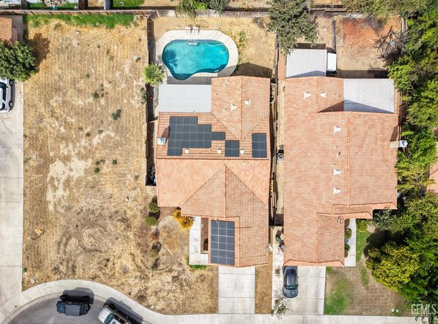 6411 Ringsdale Court, Bakersfield, CA 93313