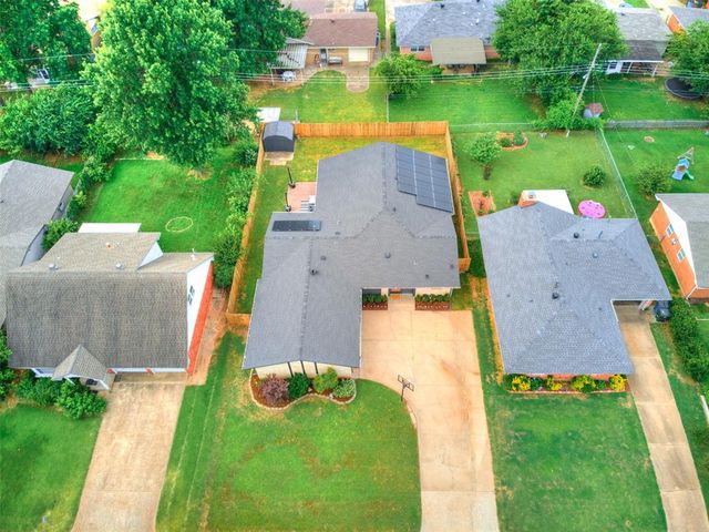 700 Greenwood Drive, Midwest City, OK 73110