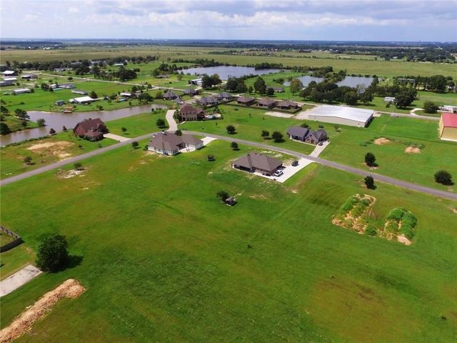 Indian Lake Drive, Lake Charles, LA 70607