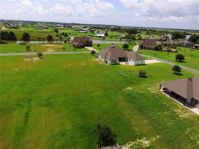 Indian Lake Drive, Lake Charles, LA 70607