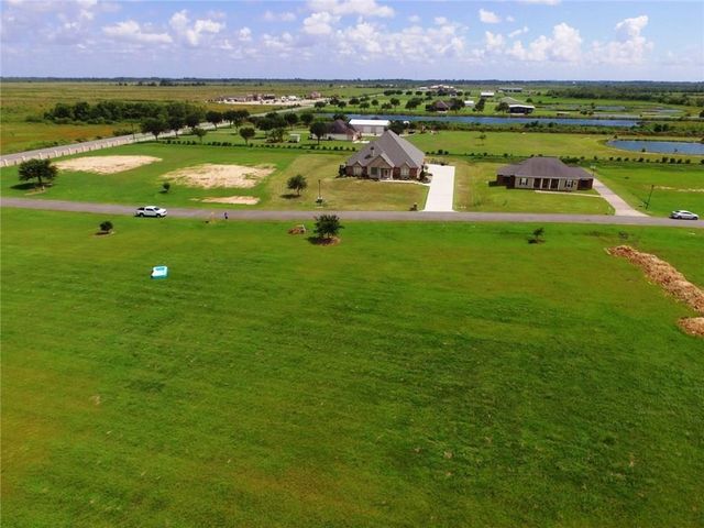 Indian Lake Drive, Lake Charles, LA 70607