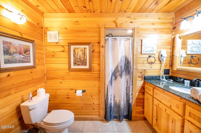 167 White Oak Resort Way, Gatlinburg, TN 37738