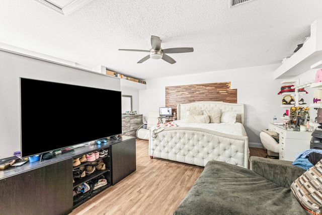 4357 Mars Avenue, West Palm Beach, FL 33406