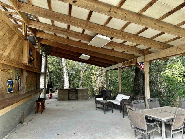 3060 CATFISH LN, Crump, TN 38327