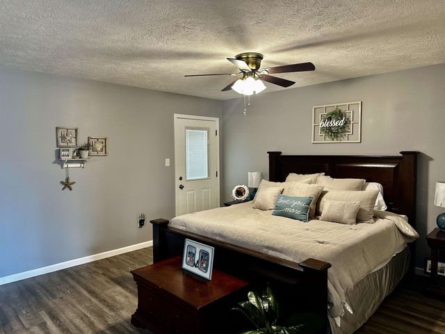 3060 CATFISH LN, Crump, TN 38327