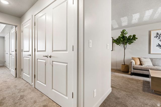 228 N LONE ROCK DR, Hurricane, UT 84737