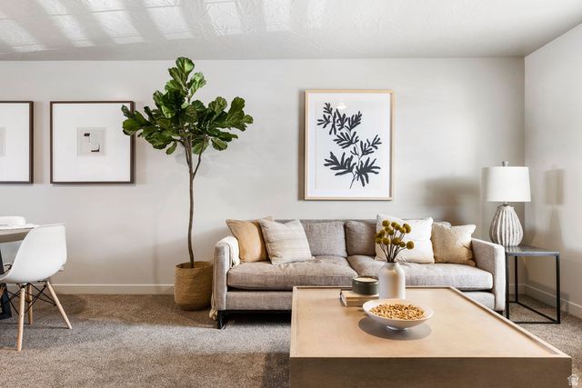 228 N LONE ROCK DR, Hurricane, UT 84737