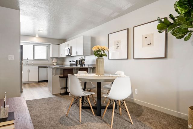 228 N LONE ROCK DR, Hurricane, UT 84737