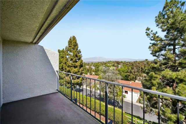3337 Punta Alta 3C, Laguna Woods, CA 92637