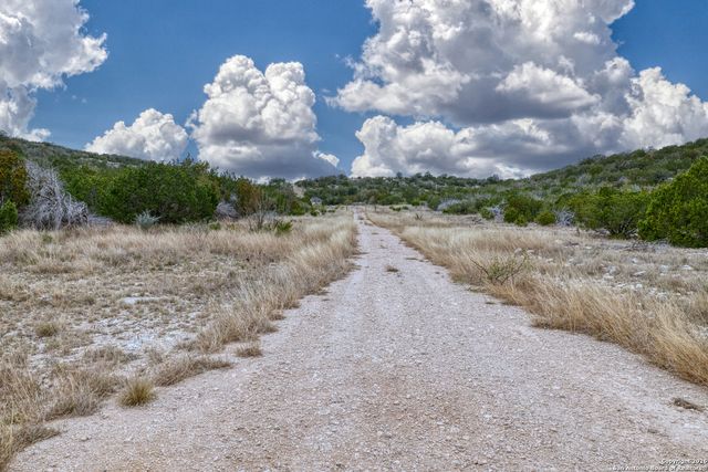 25 SD 65065 Dusty Rose Ranch, Rocksprings, TX 78880