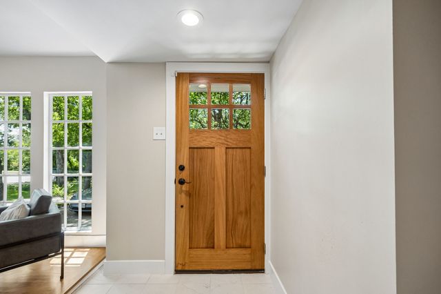 6823 E Grand Avenue, Dallas, TX 75223