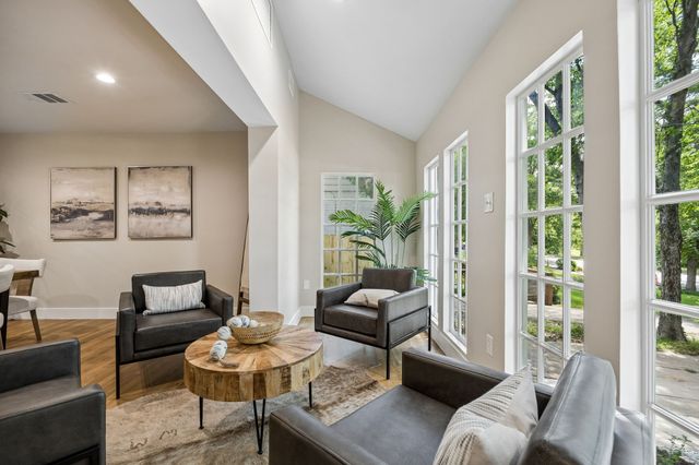 6823 E Grand Avenue, Dallas, TX 75223