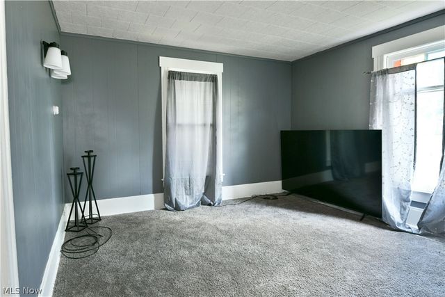304 Cherry Avenue, Niles, OH 44446