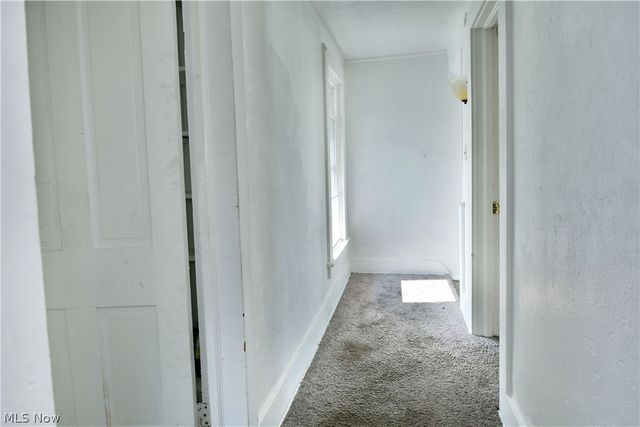 304 Cherry Avenue, Niles, OH 44446