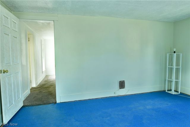 304 Cherry Avenue, Niles, OH 44446