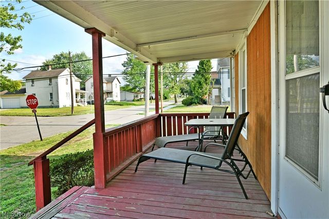 304 Cherry Avenue, Niles, OH 44446