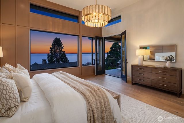 17626 Talbot Road, Edmonds, WA 98026