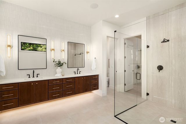 17626 Talbot Road, Edmonds, WA 98026