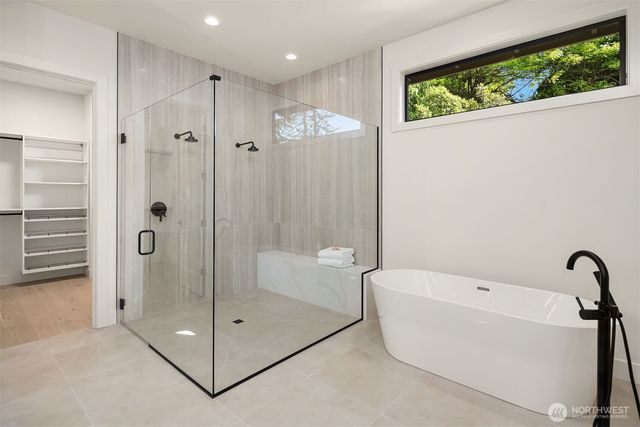 17626 Talbot Road, Edmonds, WA 98026