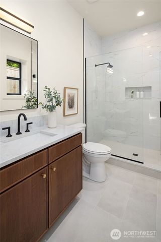 17626 Talbot Road, Edmonds, WA 98026