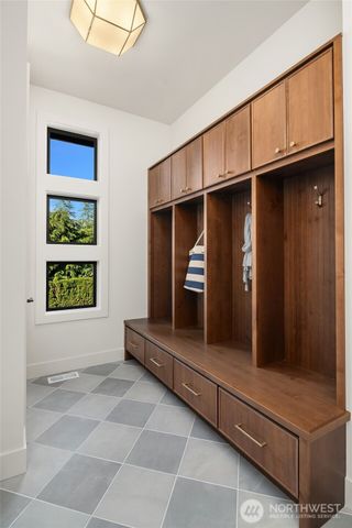 17626 Talbot Road, Edmonds, WA 98026