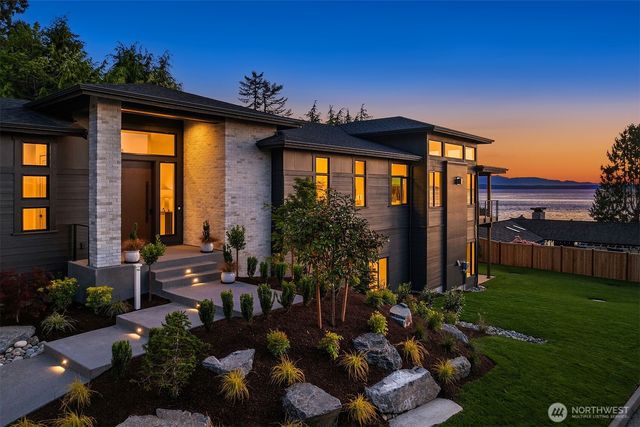 17626 Talbot Road, Edmonds, WA 98026