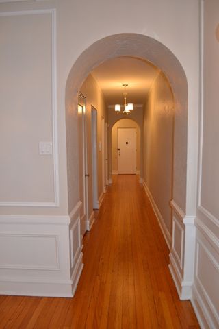 1055 W North Shore Avenue 1W, Chicago, IL 60626
