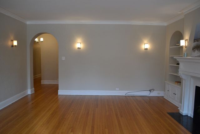 1055 W North Shore Avenue 1W, Chicago, IL 60626