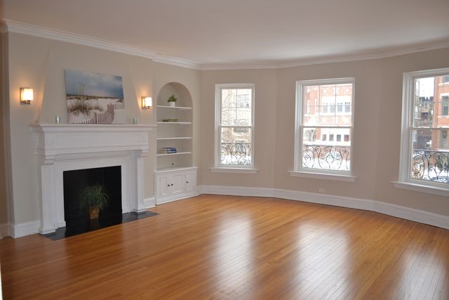 1055 W North Shore Avenue 1W, Chicago, IL 60626