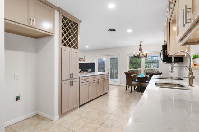 6525 Dakar Road W, Fort Worth, TX 76116