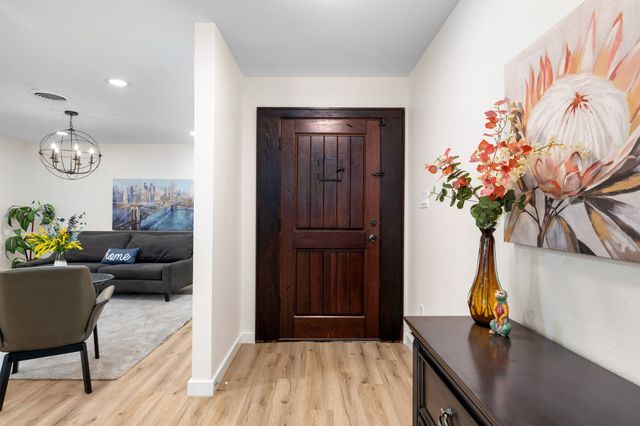 6525 Dakar Road W, Fort Worth, TX 76116