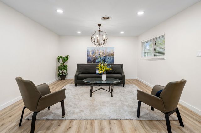 6525 Dakar Road W, Fort Worth, TX 76116